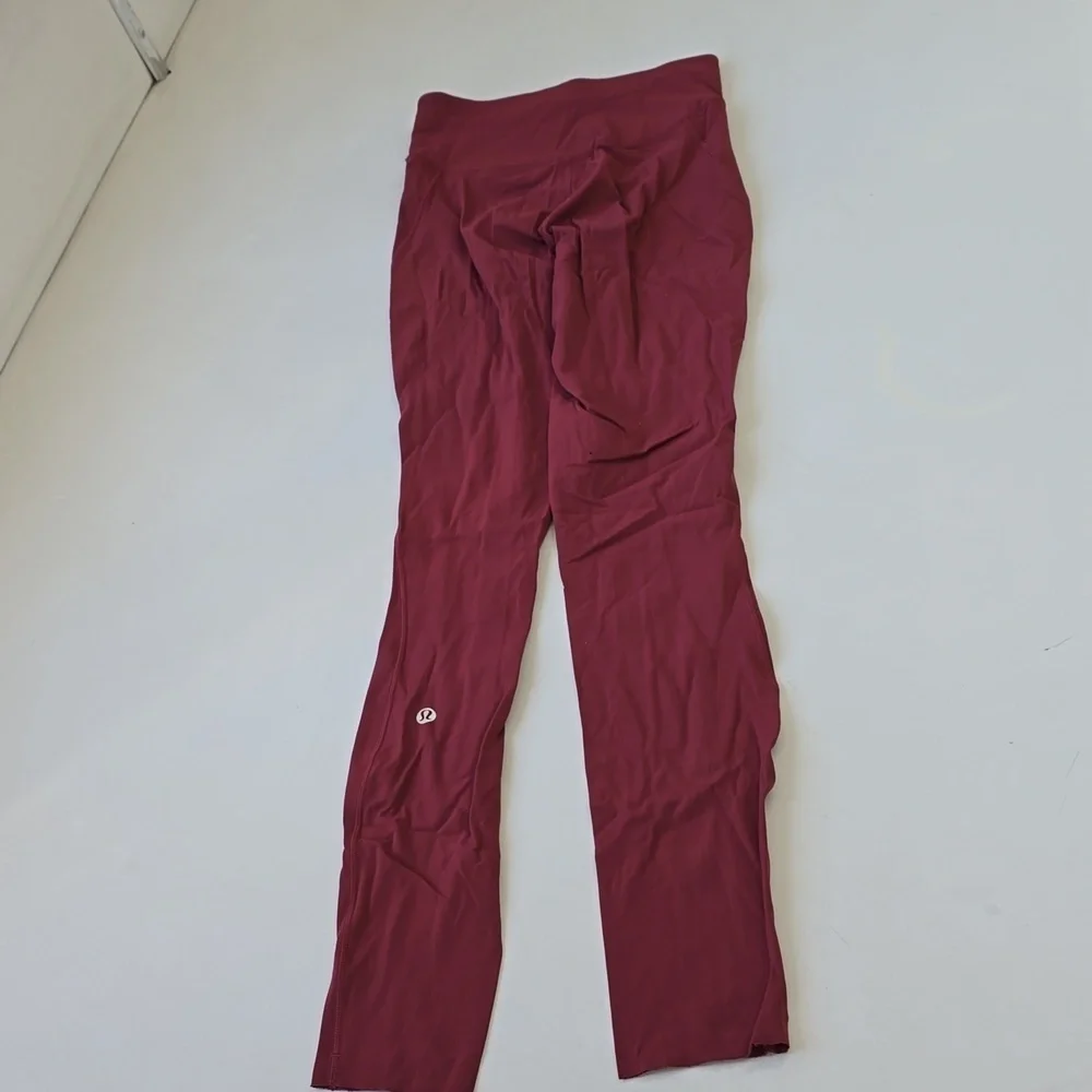 Lululemon Base Pace High-Rise Tight 28